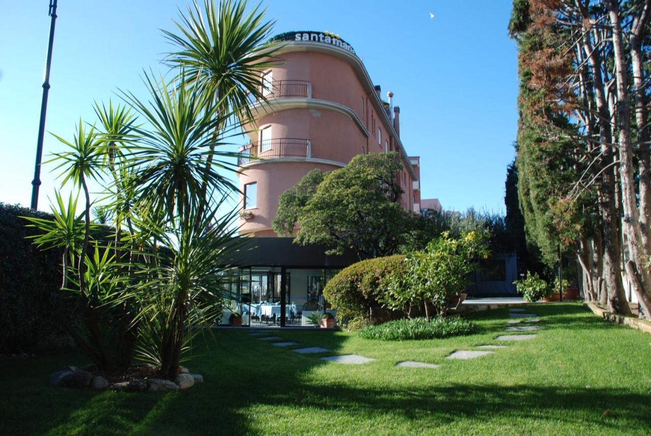 Hotel Santa Maria Chiavari Bagian luar foto