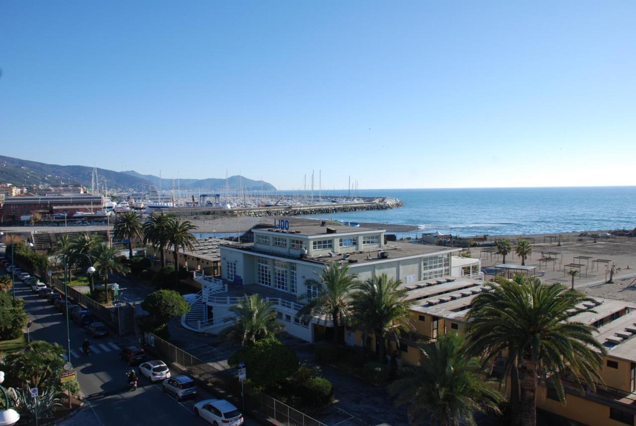 Hotel Santa Maria Chiavari Bagian luar foto